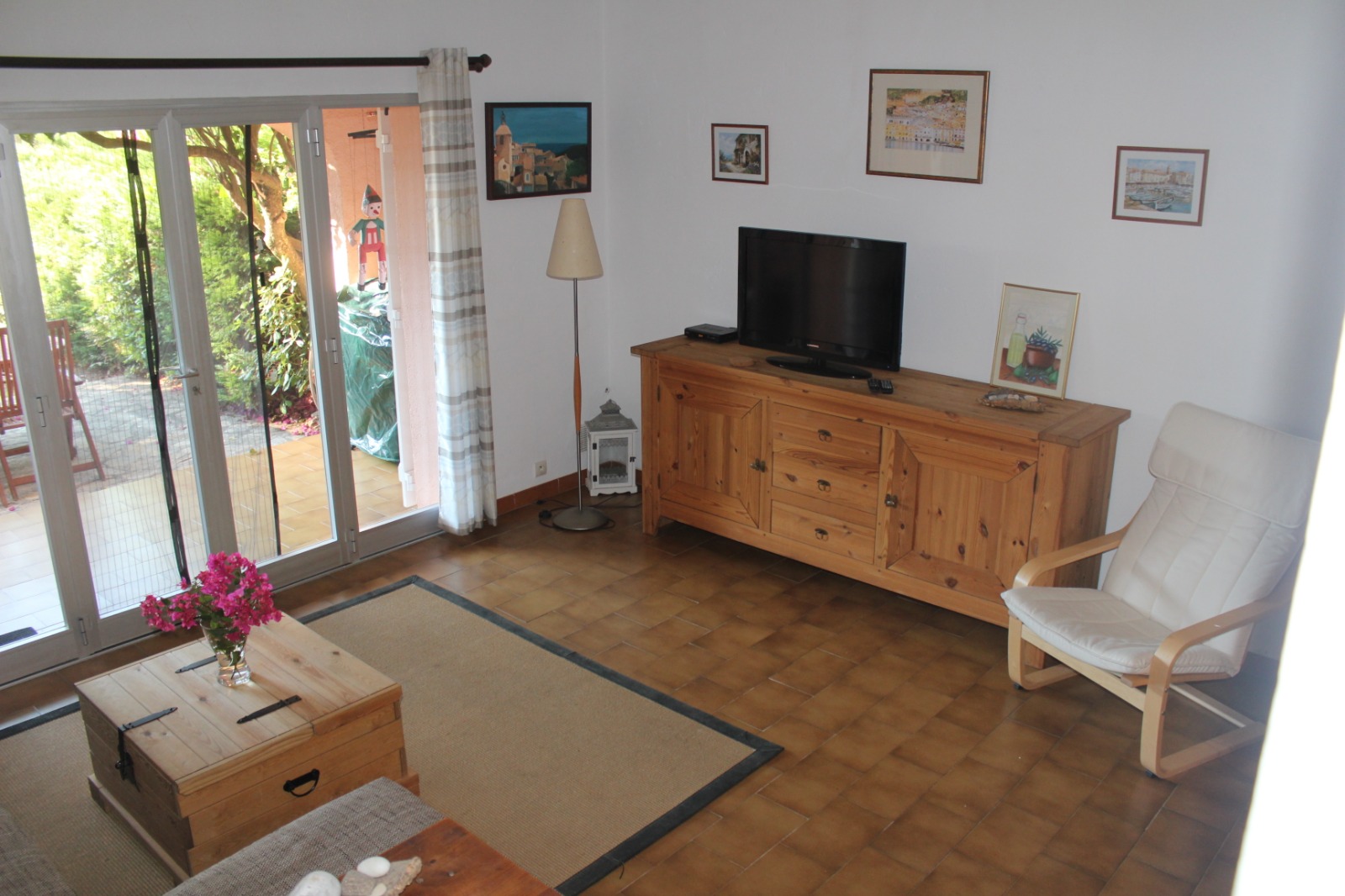 apartment 9